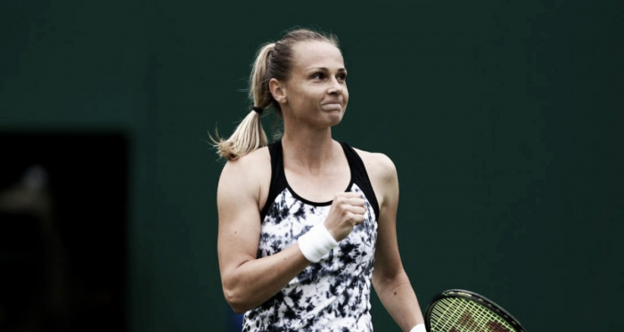 Vandeweghe não resiste a dores e abandona contra Rybarikova na estreia em New Haven