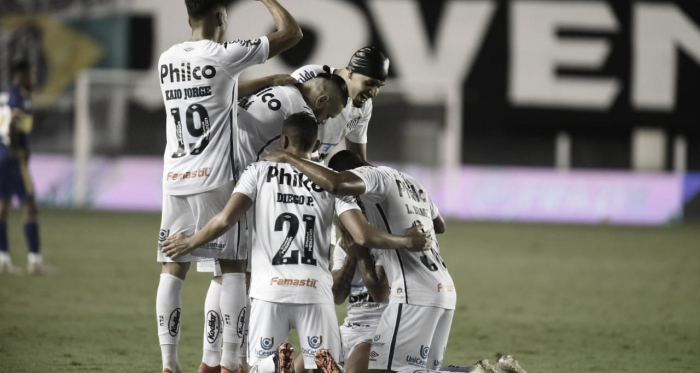 Em atuação brilhante, Santos passa fácil pelo Boca Juniors e disputará final da Libertadores