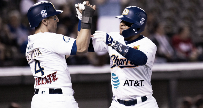 Manny bateó el único HR de la noche para los tapatíos | Foto: Cortesía Charros de Jalisco