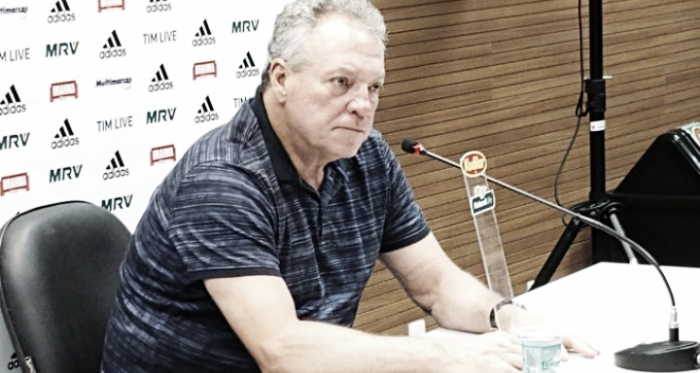 Abel analisa eliminação e enxerga dias melhores para o Flamengo: "Muita coisa boa para acontecer"