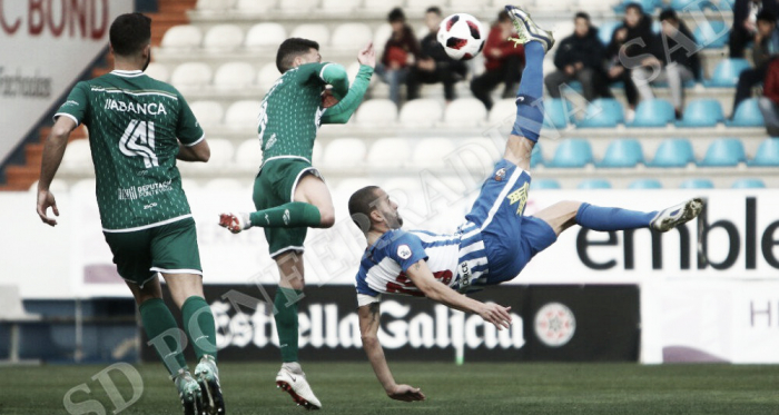Yuri De Souza conectaba un remate acrobatico en la recta final de la 1ª parte. FOTO | Twitter @SDP_1922