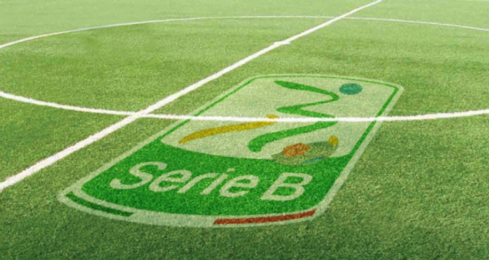 Serie B - Il Venezia schianta il Palermo: 3-0 al Penzo