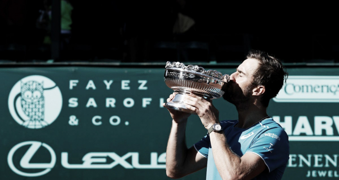 Steve Johnson campione a Houston. Fonte: US Men's Clay Court/Twitter