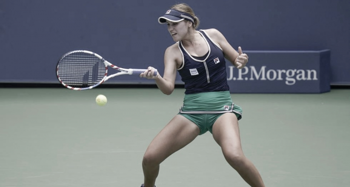 Kenin supera a Fernández y avanza a la tercera ronda del US Open