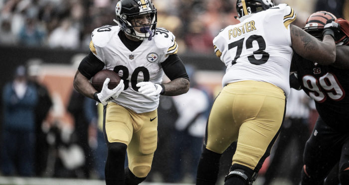 Gran tarde de James Conner // Foto: Steelers