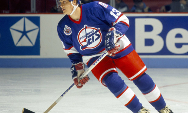Teemu Selanne, ce
rookie qui a fait passer les défenses de NHL pour du gruyère