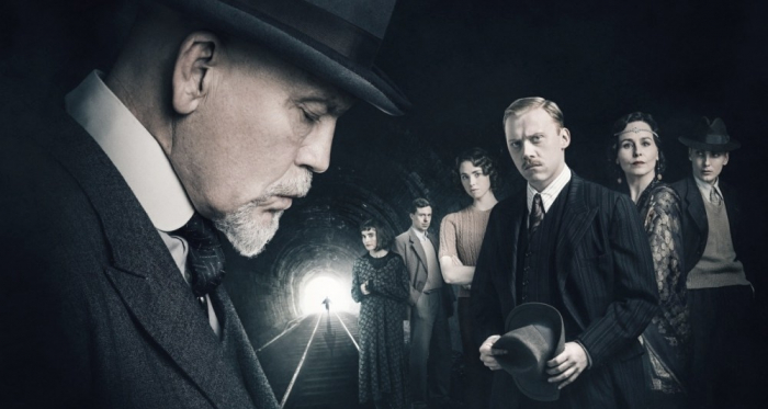 John Malkovich, Rupert Grint y Eamon Farren son los actores que encarnan a los protagonistas de esta serie. Fotografía de The National.