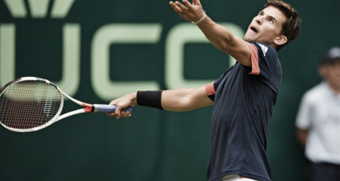Thiem solventa un debut trampa en Halle