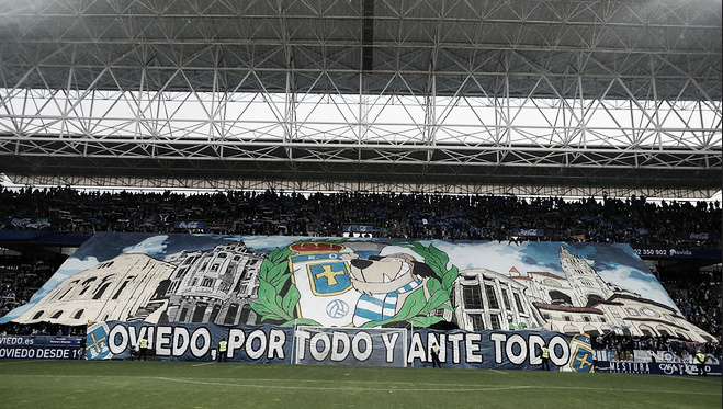 Tifo presentado en el derbi la temporada 17/18. Fuente: Real Oviedo