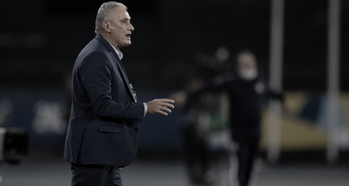 Tite: "Encuentren una cancha mejor para jugar"