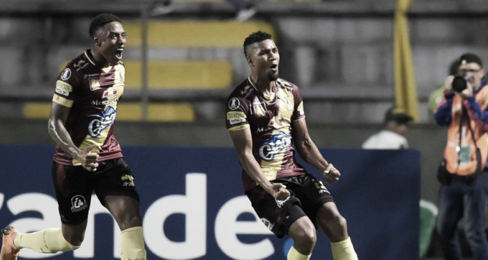 Danovis Banguero celebrando el gol del triunfo. Foto: AFP