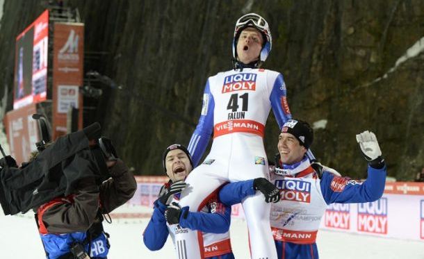 Salto con gli Sci, a Falun trionfa uno straordinario Velta!