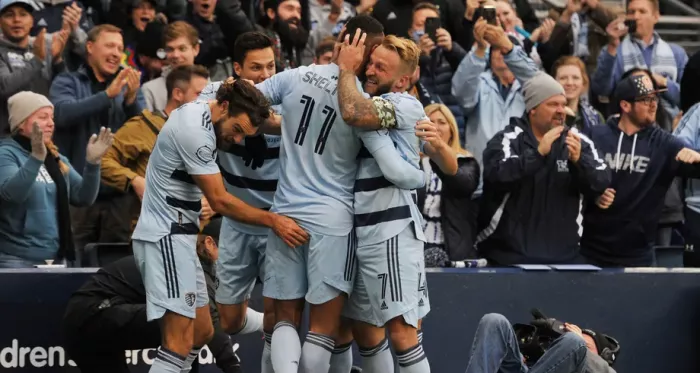 Sporting Kansas City 3-1 Vancouver: Hosts dominate to advance to West semis