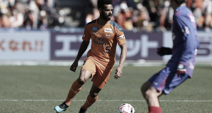 Valdo concentra atenções para desenvolvimento do Shimizu S-Pulse no Campeonato Japonês