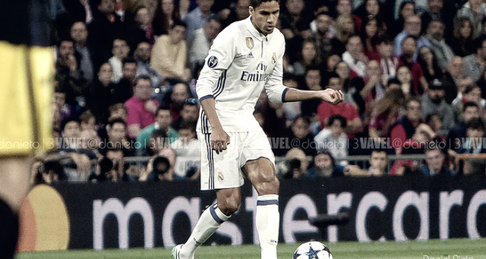 Varane durante un partido de Champions | Foto: Daniel Nieto (VAVEL)