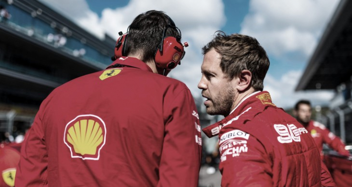 Sebastian Vettel teve que abandonar a pista na primeira metade da prova (Foto: Reprodução/Ferrari)