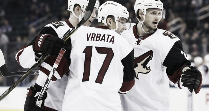 Arizona Coyotes continue losing streak against New York Rangers