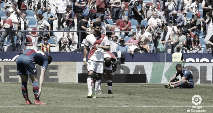 El Rayo Vallecano da un paso de gigante hacia Segunda División