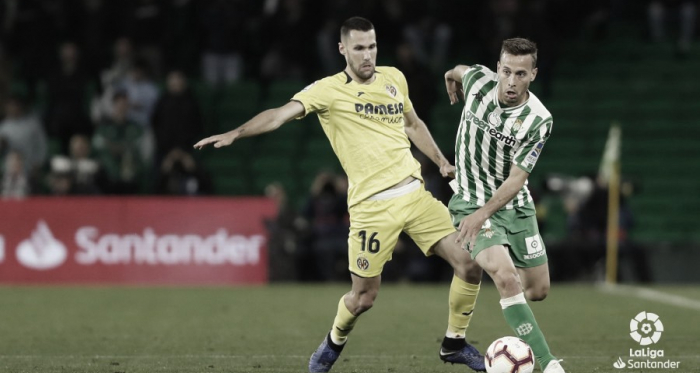 Canales luchando el balón | Foto: LaLiga Santander