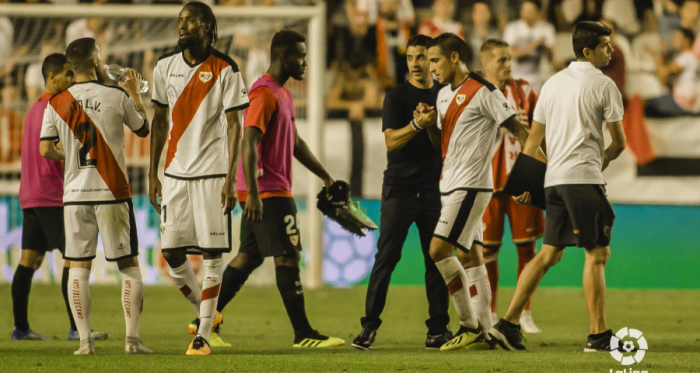 Jugadores del Rayo Vallecano al final del partido | Fotografía: La Liga