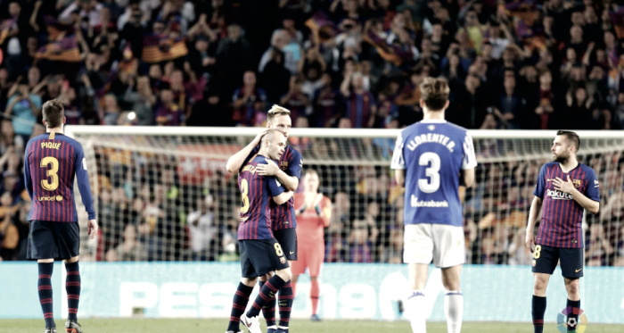 Coutinho decanta el homenaje al fútbol
