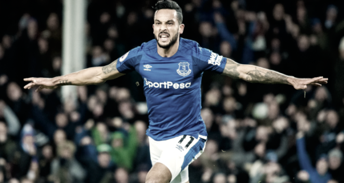 Theo Walcott está contento con Allardyce