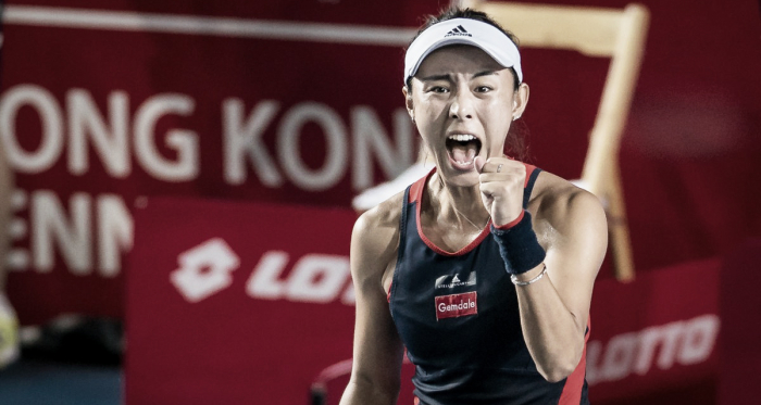 Wang Qiang celebrates the extremely tough win | Photo: Hong Kong Tennis Open, powered by Hong Kong Sony A9 camera