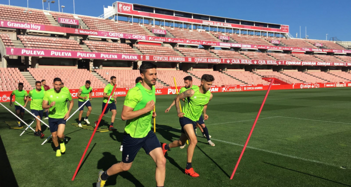 Entrenamiento del Granada CF en el Nuevo Los Cármenes. Foto: Granada CF