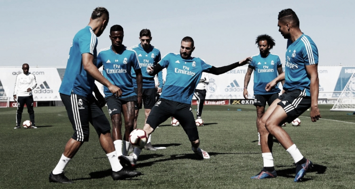 El Real Madrid se ejercita antes de viajar a San Sebastián