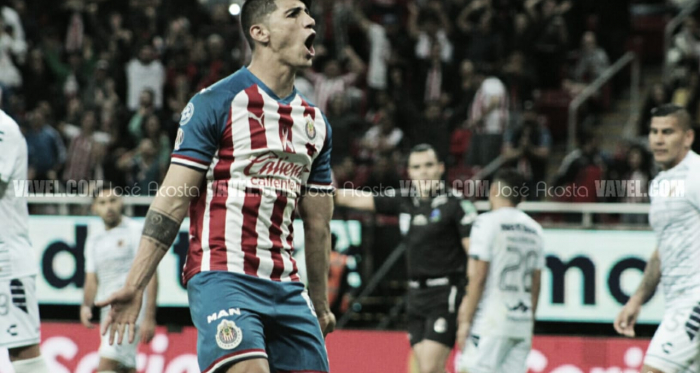 Chivas sufre, pero se despide con triunfo