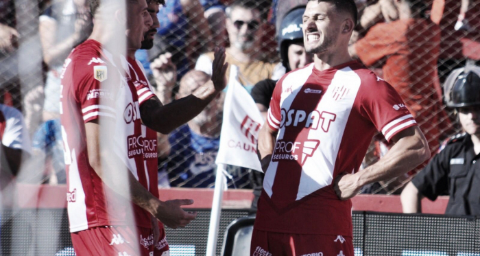 Unión volvió
a ganar en casa y lo hizo con goleada