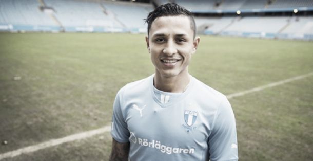 Yoshimar yotún juega de lateral izquierdo y proviene de Sporting Cristal, equipo con el que salió campeón en 2012 y 2014 (Foto: Malmö FF).