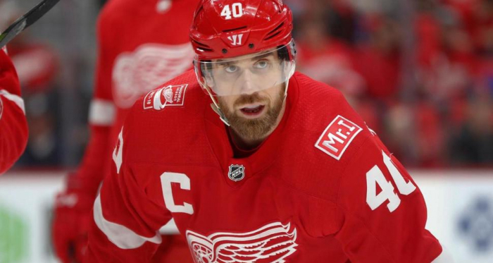 Henrik Zetterberg has retired from the NHL. | Photo: AP Photo/Paul Sancya)