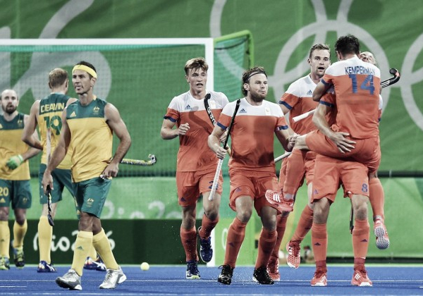 Holanda elimina bicampeã mundial Austrália e enfrentará Bélgica na semifinal do Hóquei