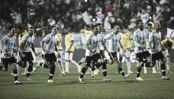 Argentina va por la final ante Paraguay