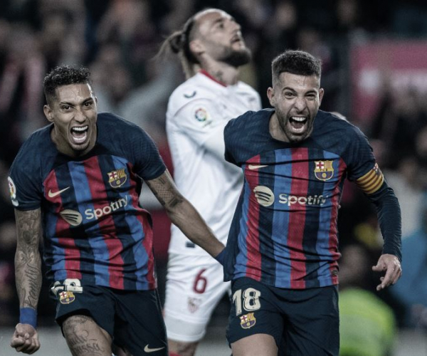 Raphinha marca, Barcelona vence Sevilla e aumenta vantagem na liderança de LaLiga