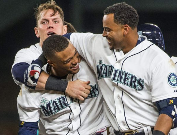 Robinson Cano's Walk-Off Leads Mariners Past The Tigers In Extras