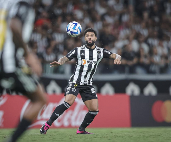 Otávio comemora Atlético Mineiro nas finais e prevê muito trabalho no período sem jogos
