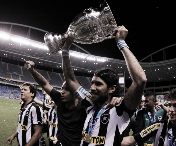 Comandado por Loco Abreu, Botafogo venceu Vasco e conquistou Taça Rio em 2012