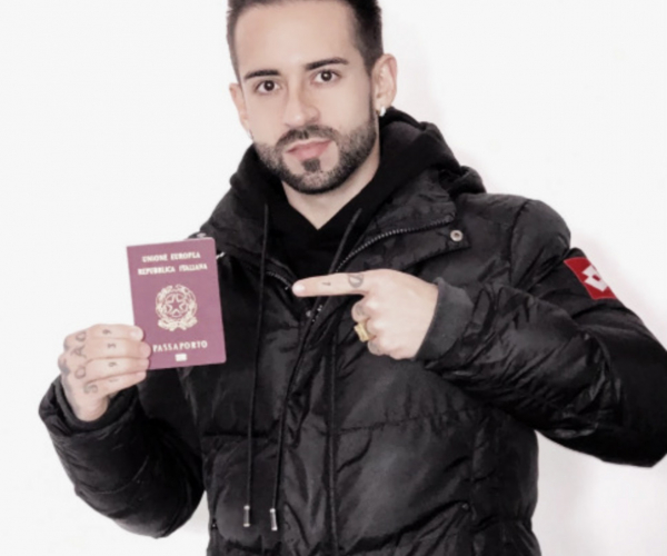 Com dupla cidadania, Ricardinho adquire passaporte italiano