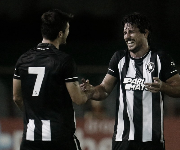 Botafogo vence Madureira e engata segunda vitória seguida no Carioca