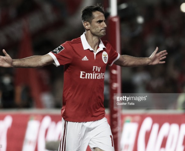 Benfica arrasa Belenenses: Jonas samba com hat-trick