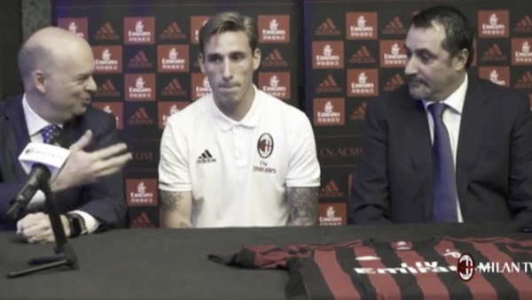 Milan - Biglia passa alle formalità sui social: "Ho scelto la numero 21 per Pirlo"