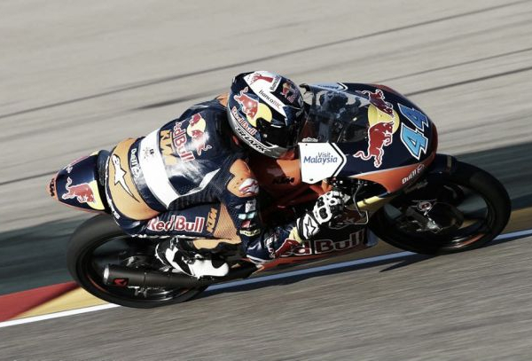 Moto3 Aragon: vince Oliveira, sfortunato Bastianini, Kent disastro