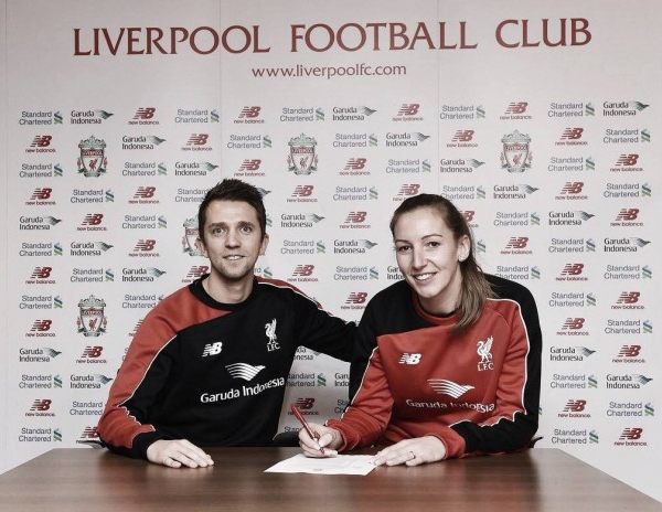 Liverpool Ladies secure signature of Siobhan Chamberlain