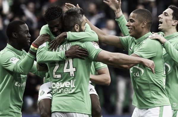 Saint-Étienne faz dever de casa e goleia lanterna Lorient na Ligue 1