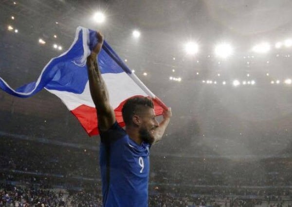 La France en demi-finale ! #FRA