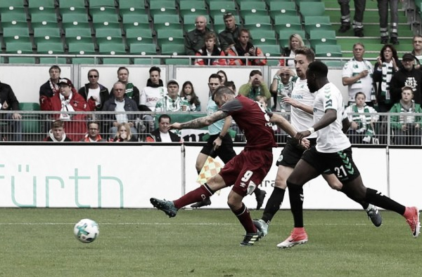 Nuremberg vence Greuther Fürth e assume vice-liderança da 2. Bundesliga