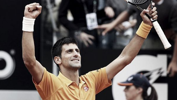 A Roma non c'è storia. Djokovic batte Federer 6-4, 6-3 e si laurea campione per la quarta volta