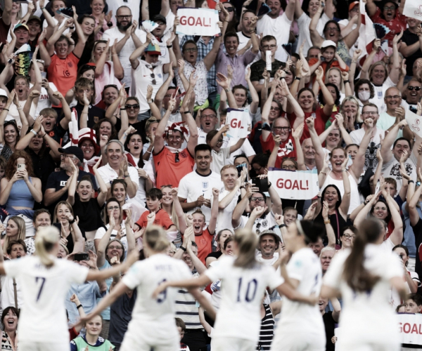Inglaterra massacra Noruega e confirma classificação para quartas de final da Eurocopa Feminina